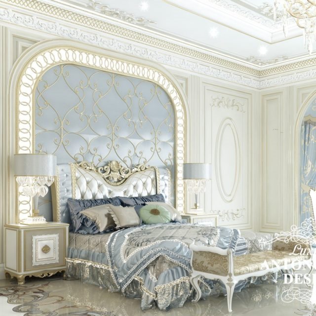 Изысканная спальня в голубых тонах
