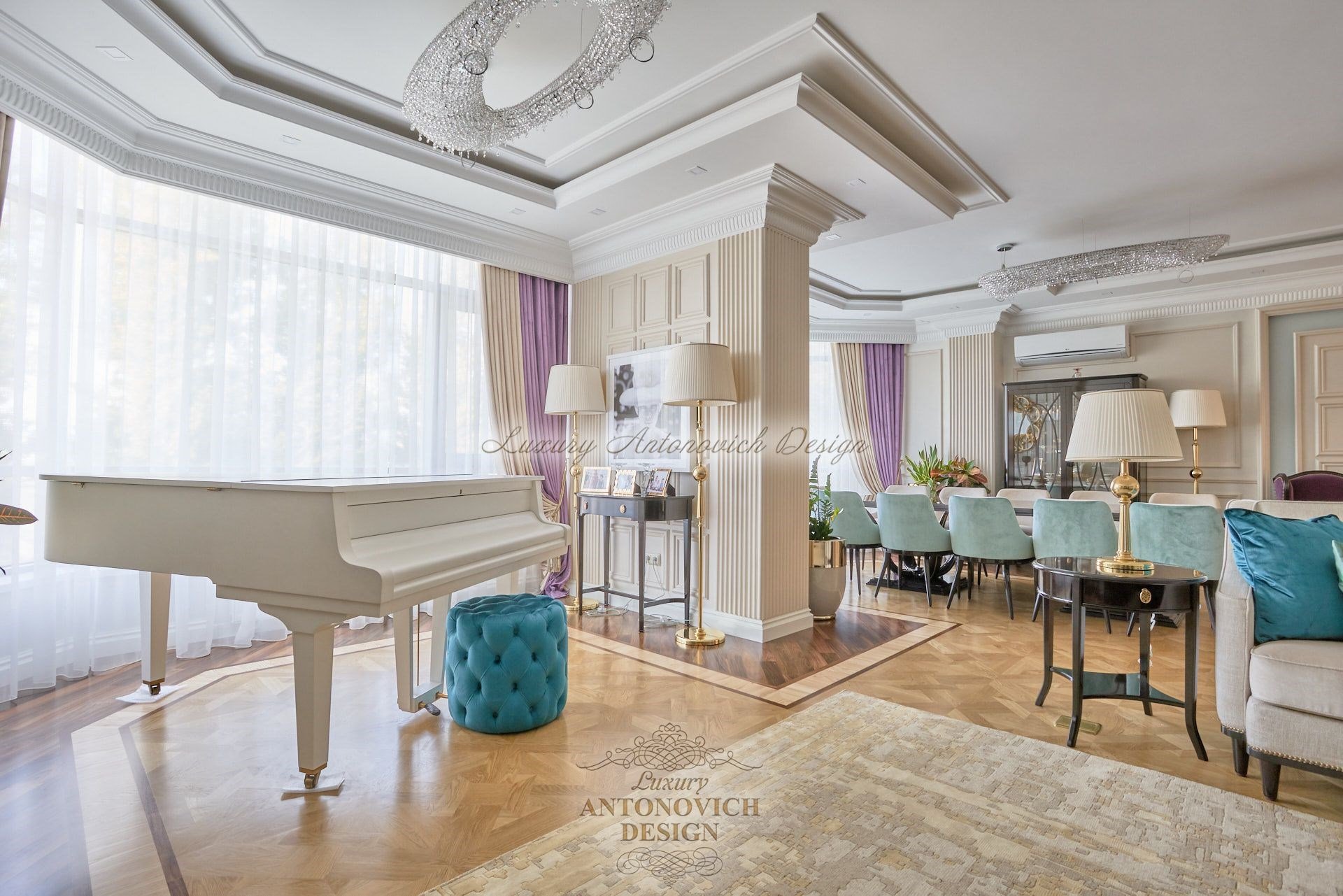 Романтическая спальня дочери в стиле неоклассика от дизайн студии Luxury Antonovich Design