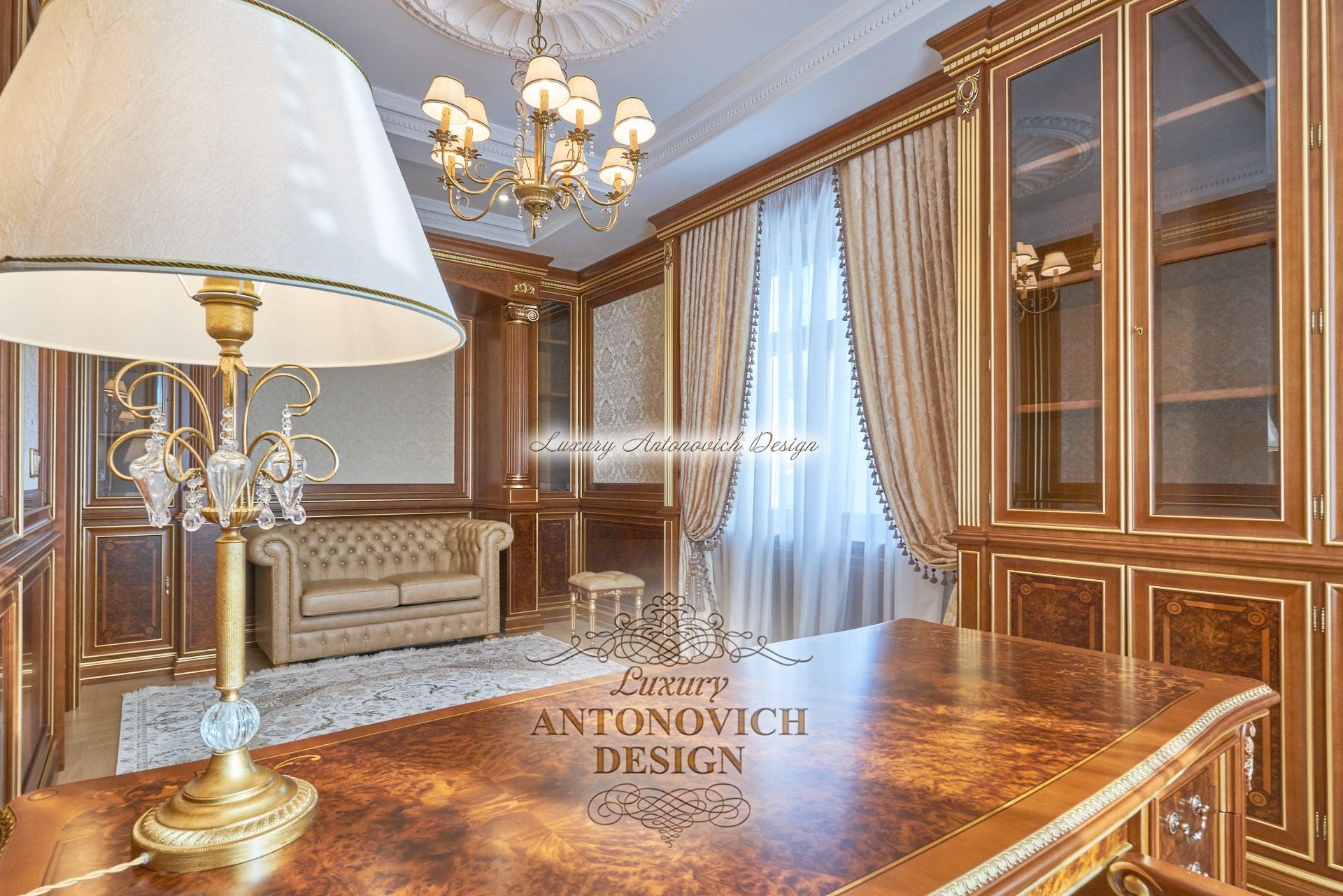 Фешенебельный интерьер кабинета в классическом стиле, Астана