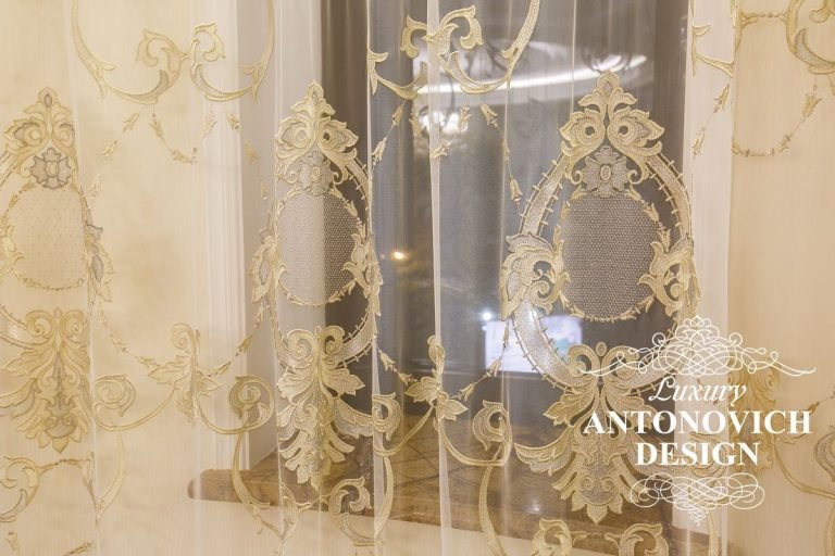 Шторы для гостиной  в Алматы от студии Luxury Antonovich Design (Казахстан)